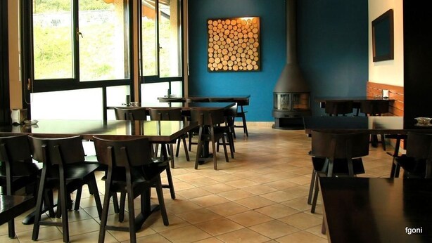 Lobby sitting area - Hotel Rural Quinto Real (Esteribar)