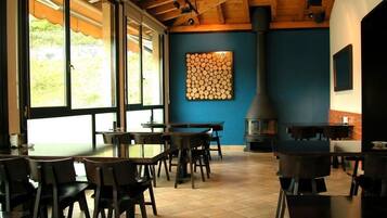 Kawasan tempat duduk lobi