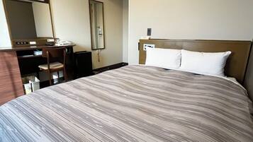 Desk, WiFi (free), bed sheets