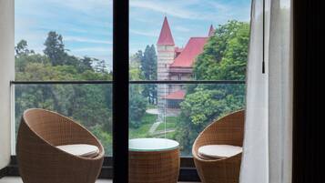 1 slaapkamer, luxe beddengoed, een kluis op de kamer