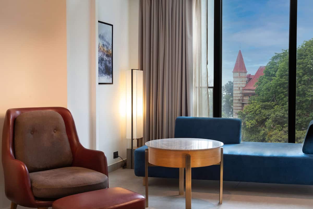 Superior Room | 1 bilik tidur, peralatan tempat tidur premium, peti besi dalam bilik