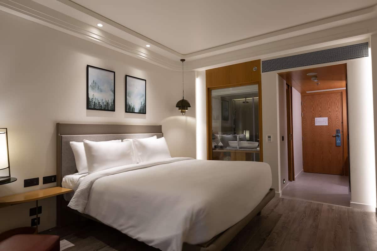 1 bedroom, premium bedding, in-room safe, blackout drapes
