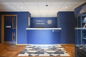 Reception - Travelodge Falkirk (Falkirk)