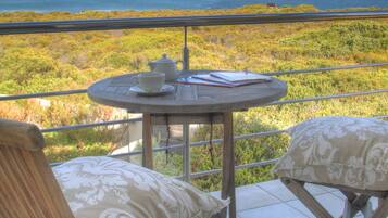 Luxury Room, Sea View | Beach/ocean view