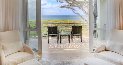 Abalone Guest Lodge