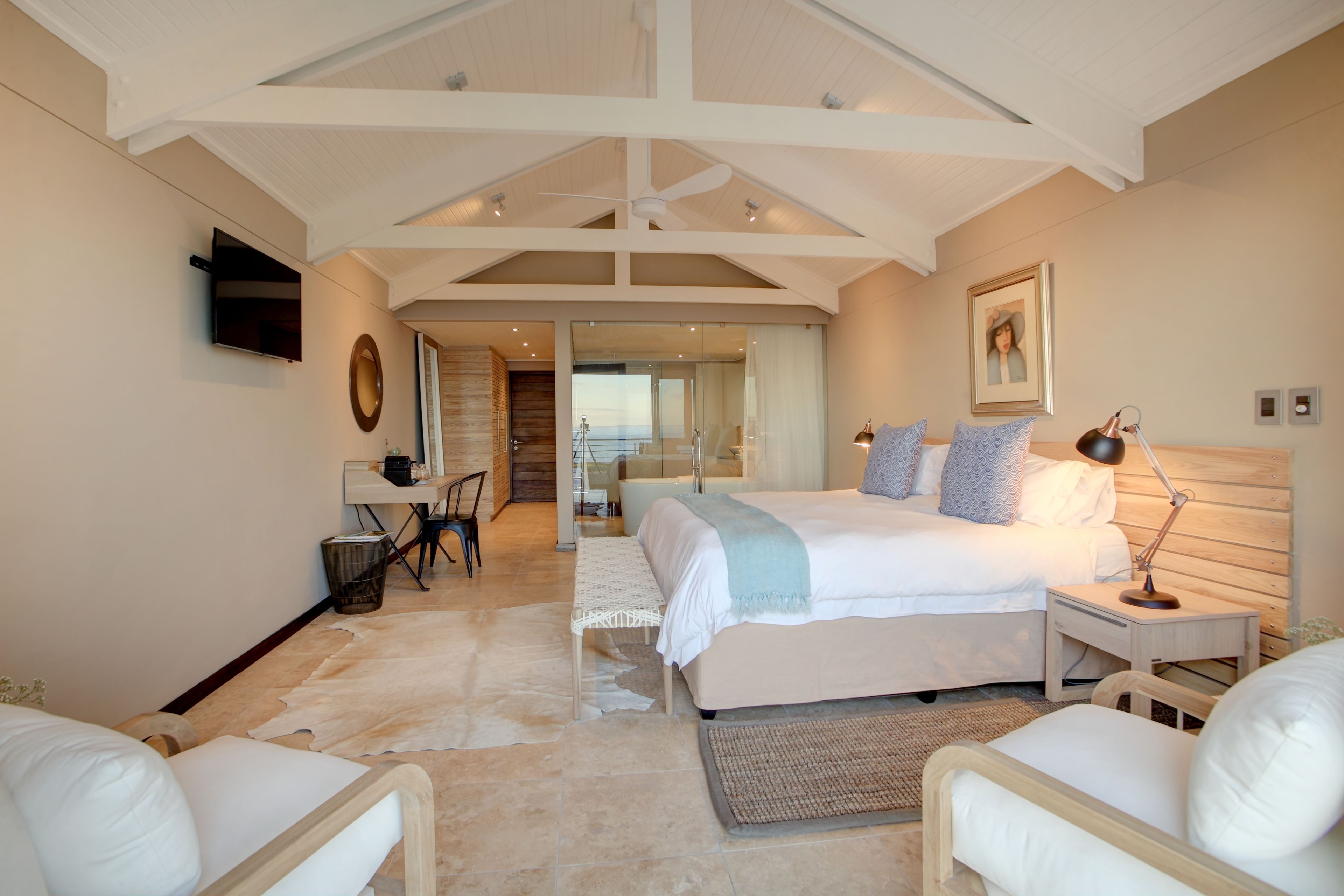 Superior-Doppelzimmer, 1 King-Bett, Balkon, Meerblick | Minibar, Zimmersafe, individuell dekoriert, individuell eingerichtet