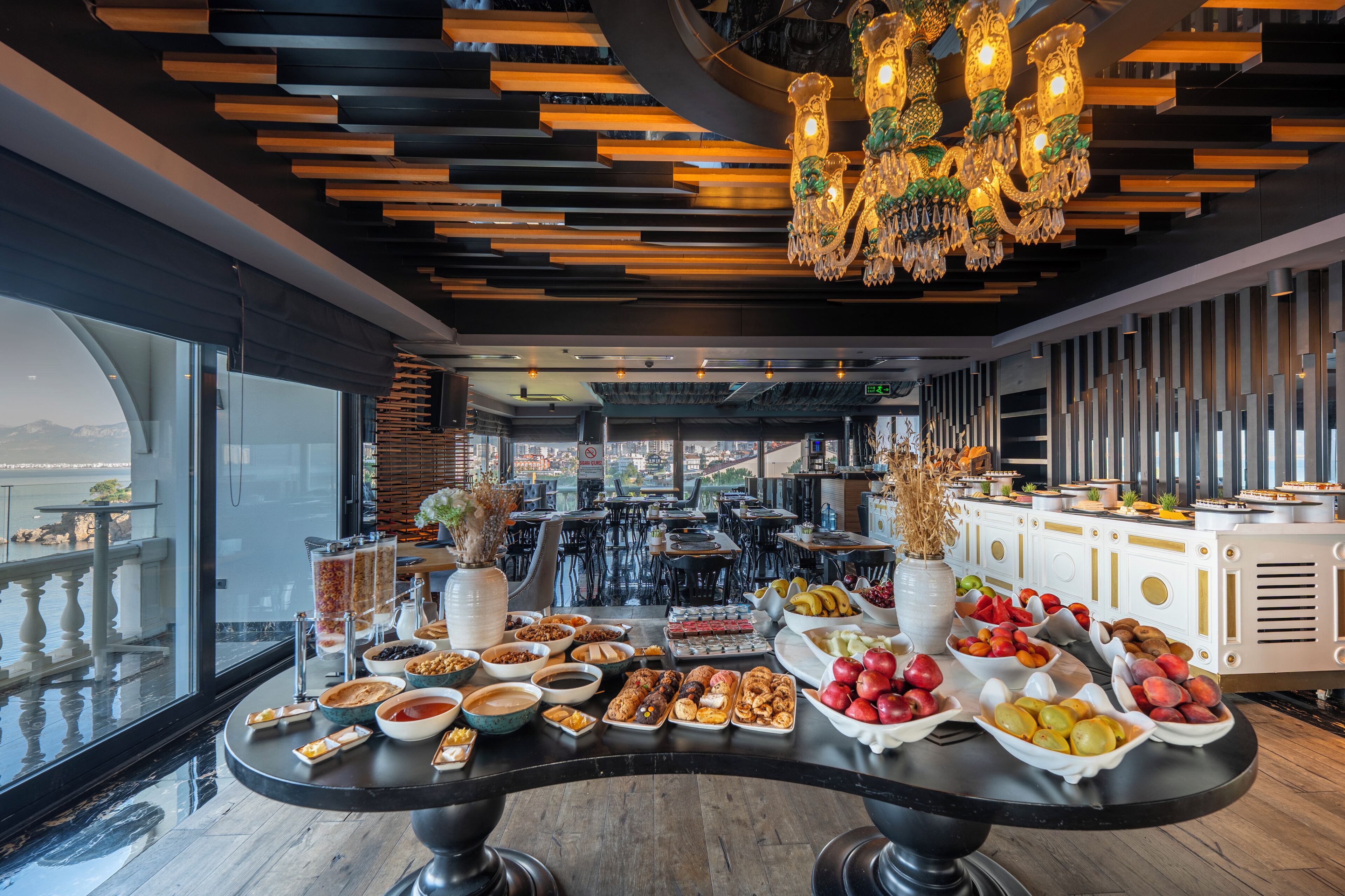 Bữa sáng buffet