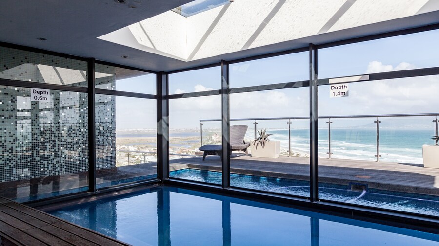 Aquarius Luxury Suites