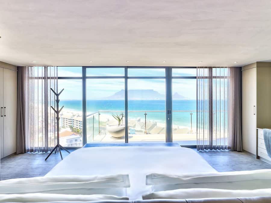 Appartement Penthouse présidentiel | Coffre-fort, fer et planche à repasser, lit de bébé portatif