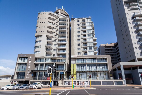 Front of property - Aquarius Luxury Suites (Cape Town)