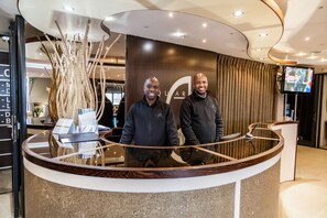 Reception - Aquarius Luxury Suites (Cape Town)