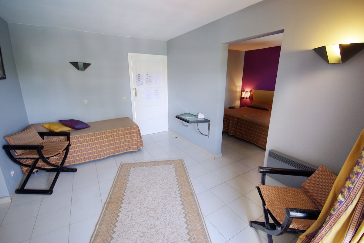 Triple Room | In-room safe