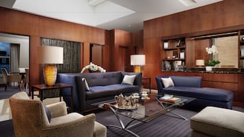 Conrad Suite | 1 間睡房、高級寢具、Select Comfort 床墊、迷你吧贈品
