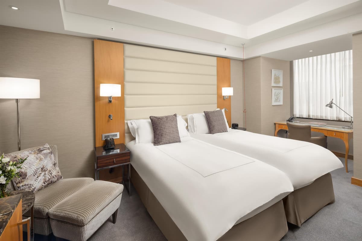 Twin Accessible Superior Room | Premium bedding, Select Comfort beds, free minibar items, in-room safe
