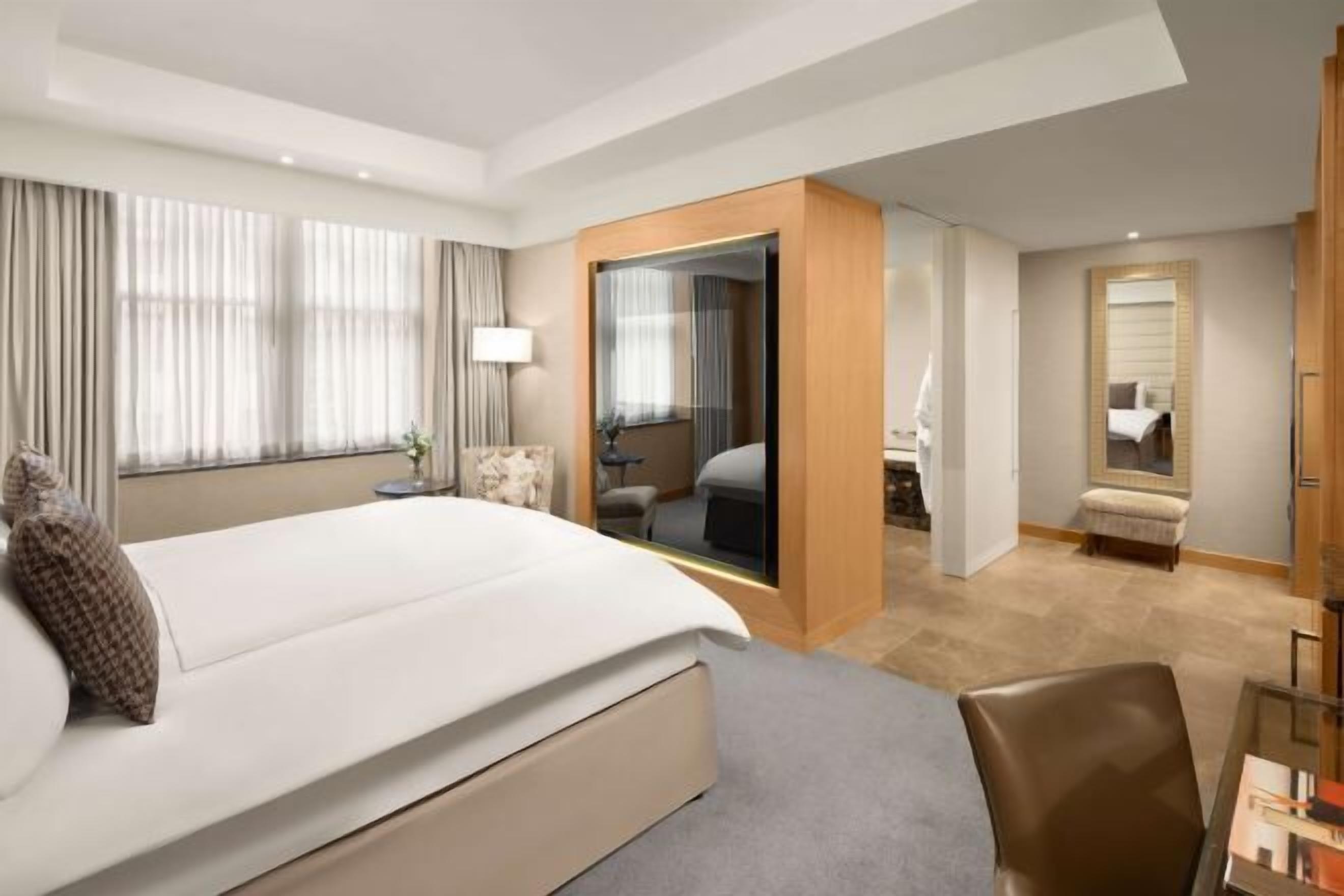 Premium bedding, Select Comfort beds, free minibar items, in-room safe