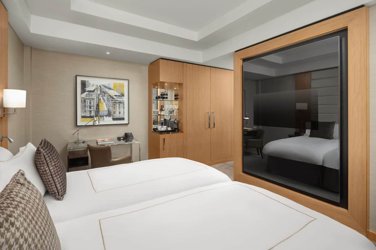 Twin Deluxe Room | 1 bedroom, premium bedding, Select Comfort beds, free minibar items