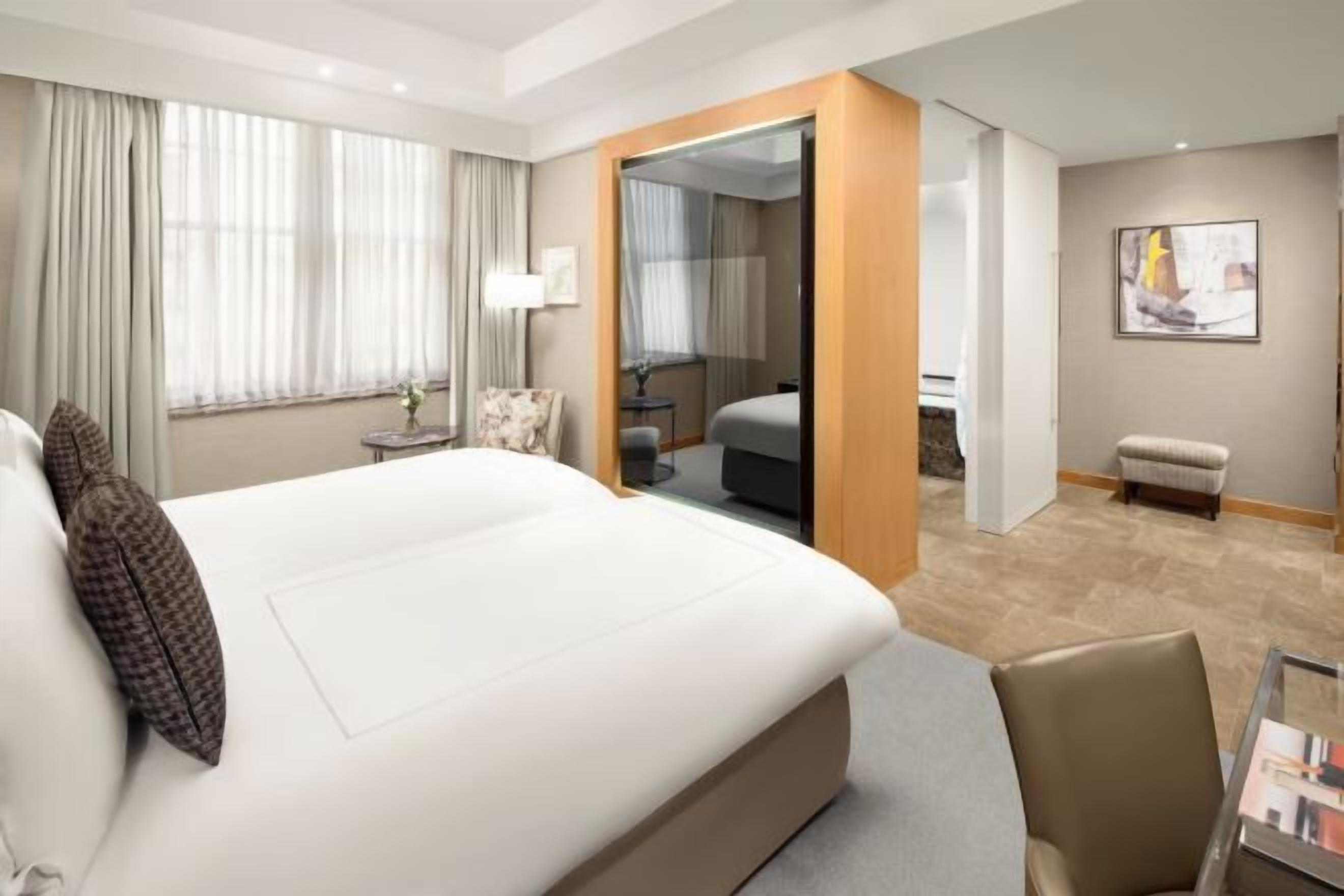 Premium bedding, Select Comfort beds, free minibar items, in-room safe