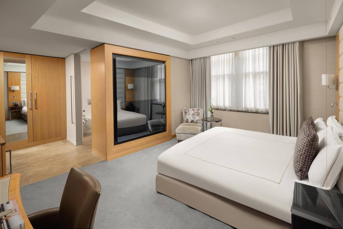 King Superior Accessible room | 고급 침구, 셀렉트 컴포트 침대, 무료 미니바 품목, 객실 내 금고