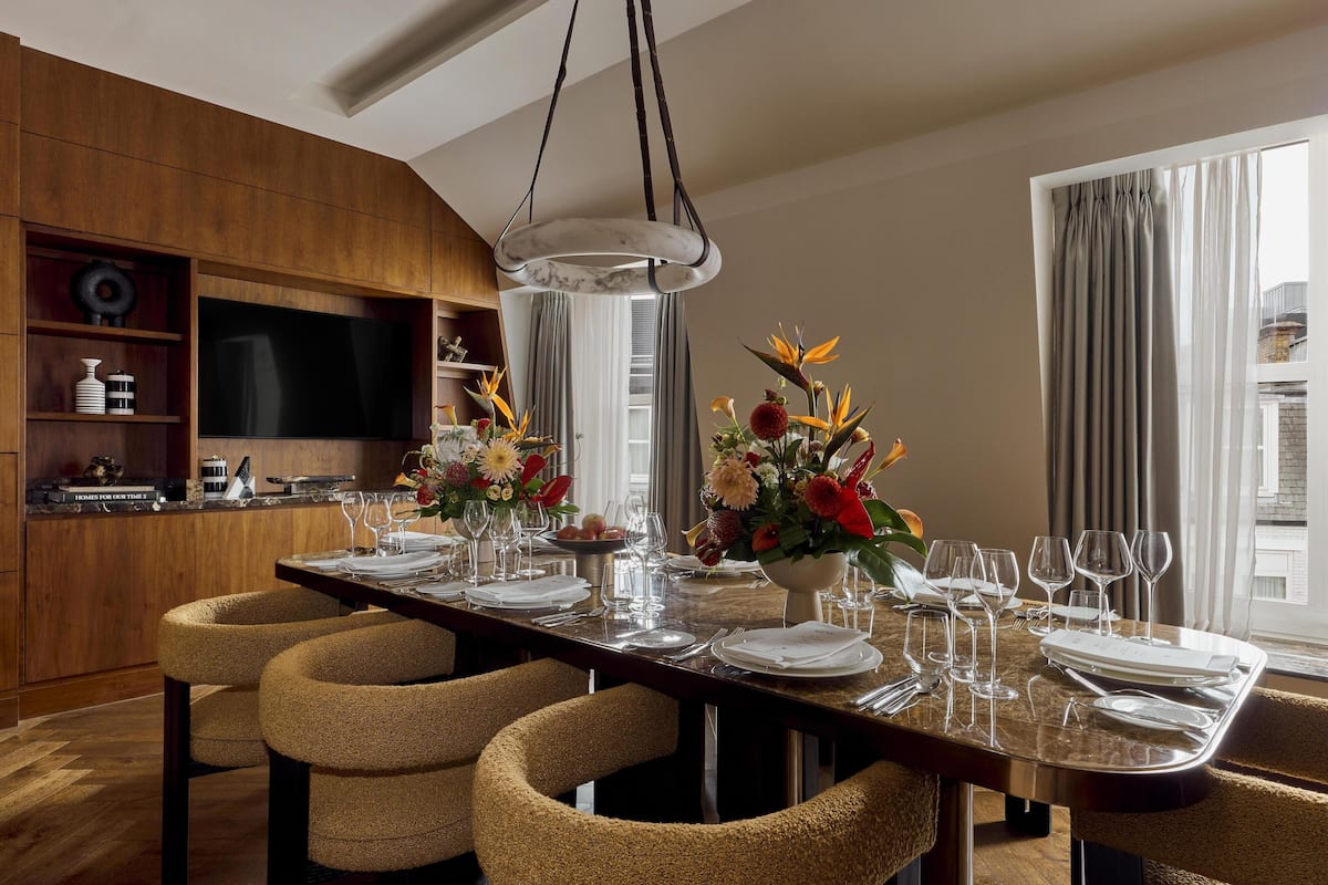 Conrad Suite | Living area