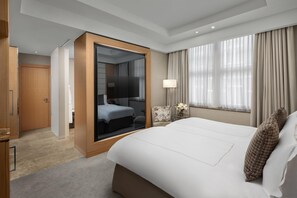 Twin Deluxe Room | 高級寢具、Select Comfort 床墊、免費迷你吧物品、客房內保險箱