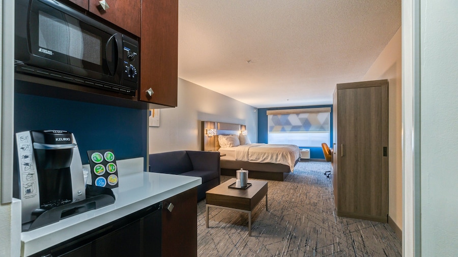 Holiday Inn Express Salinas by IHG