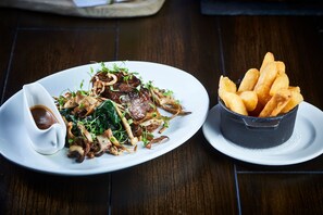 Food and drink - The Cube Hotel Birmingham (Birmingham)