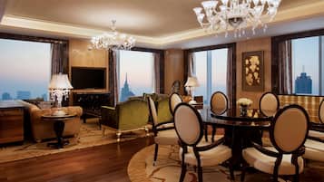 Minibar, in-room safe, desk, blackout drapes