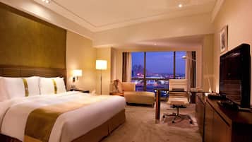 Minibar, in-room safe, desk, blackout drapes