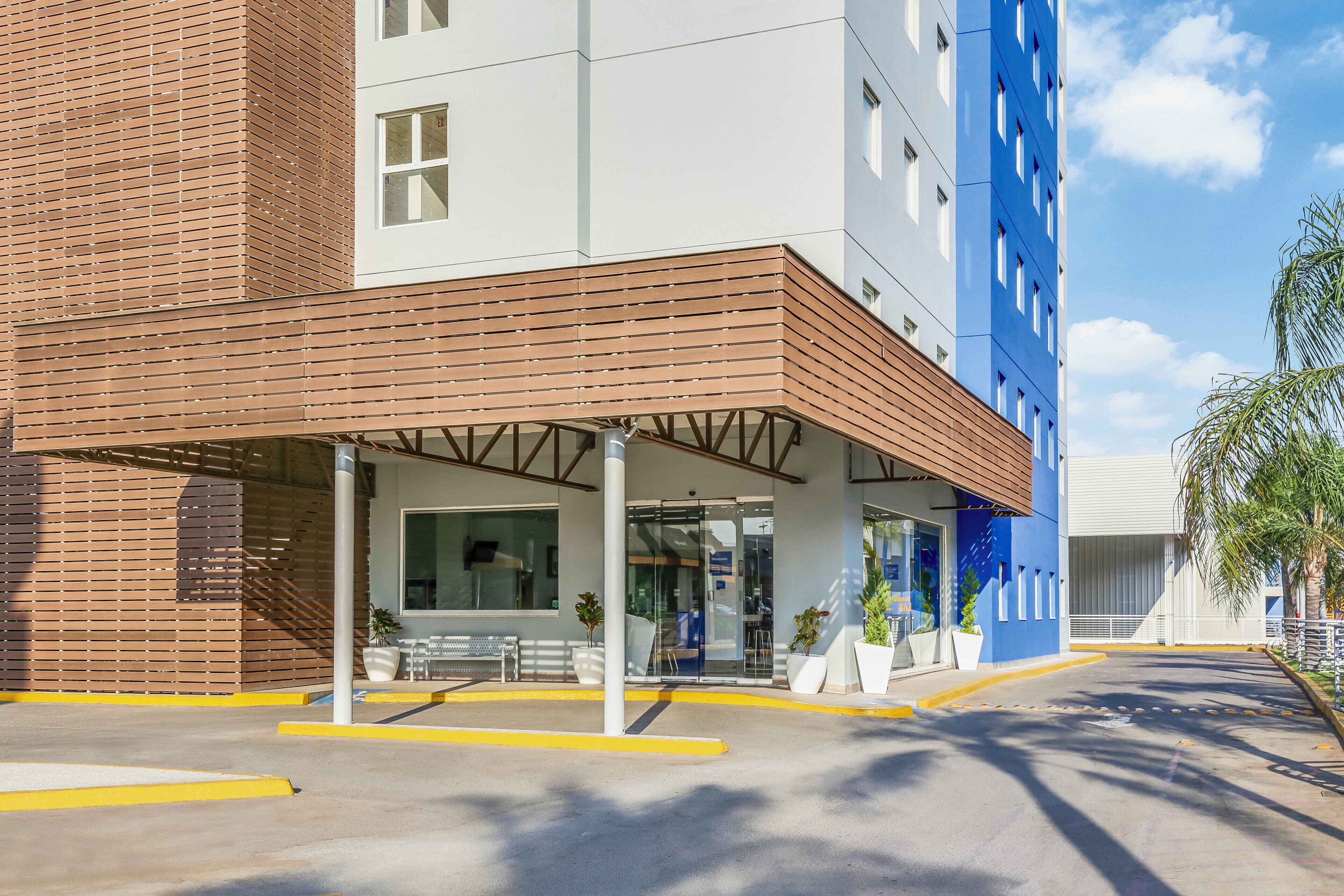 Foto - One Guadalajara Periferico Norte