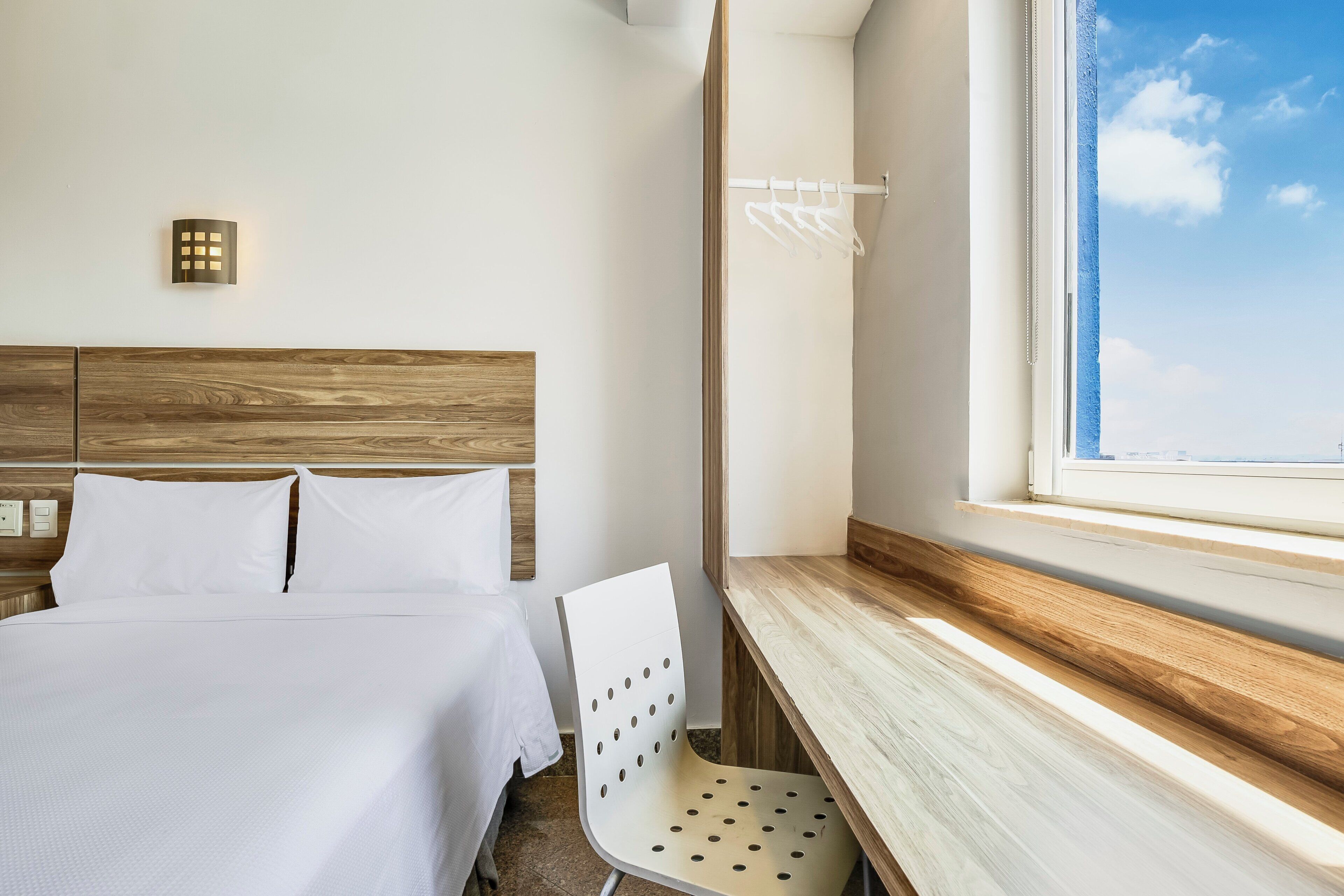 superior room | city view