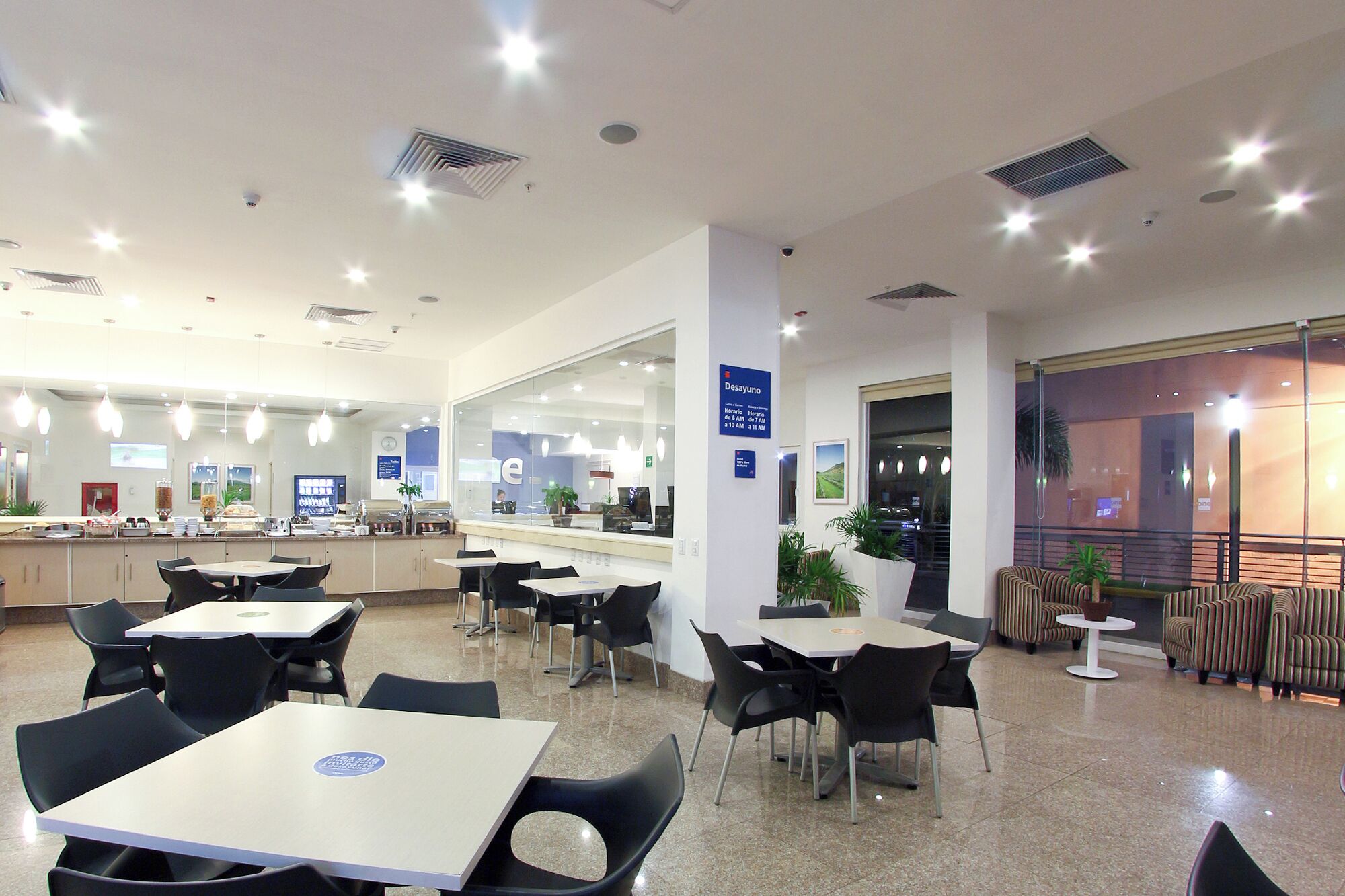 Foto - One Guadalajara Periferico Norte