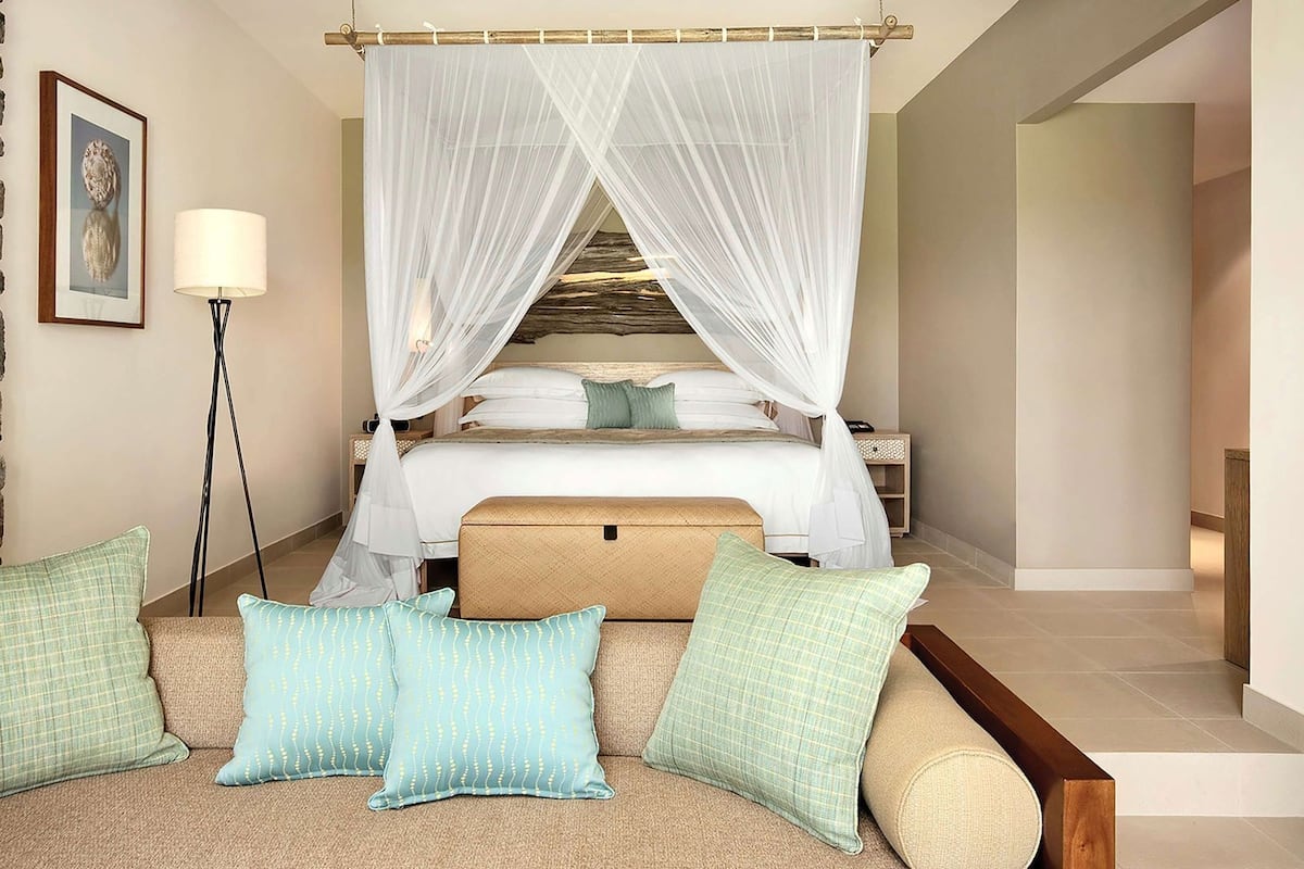 1 dormitorio y ropa de cama de alta calidad