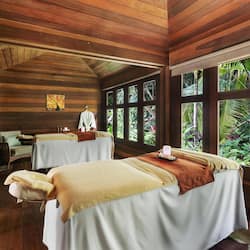 Couples treatment rooms, body treatments, aromatherapy