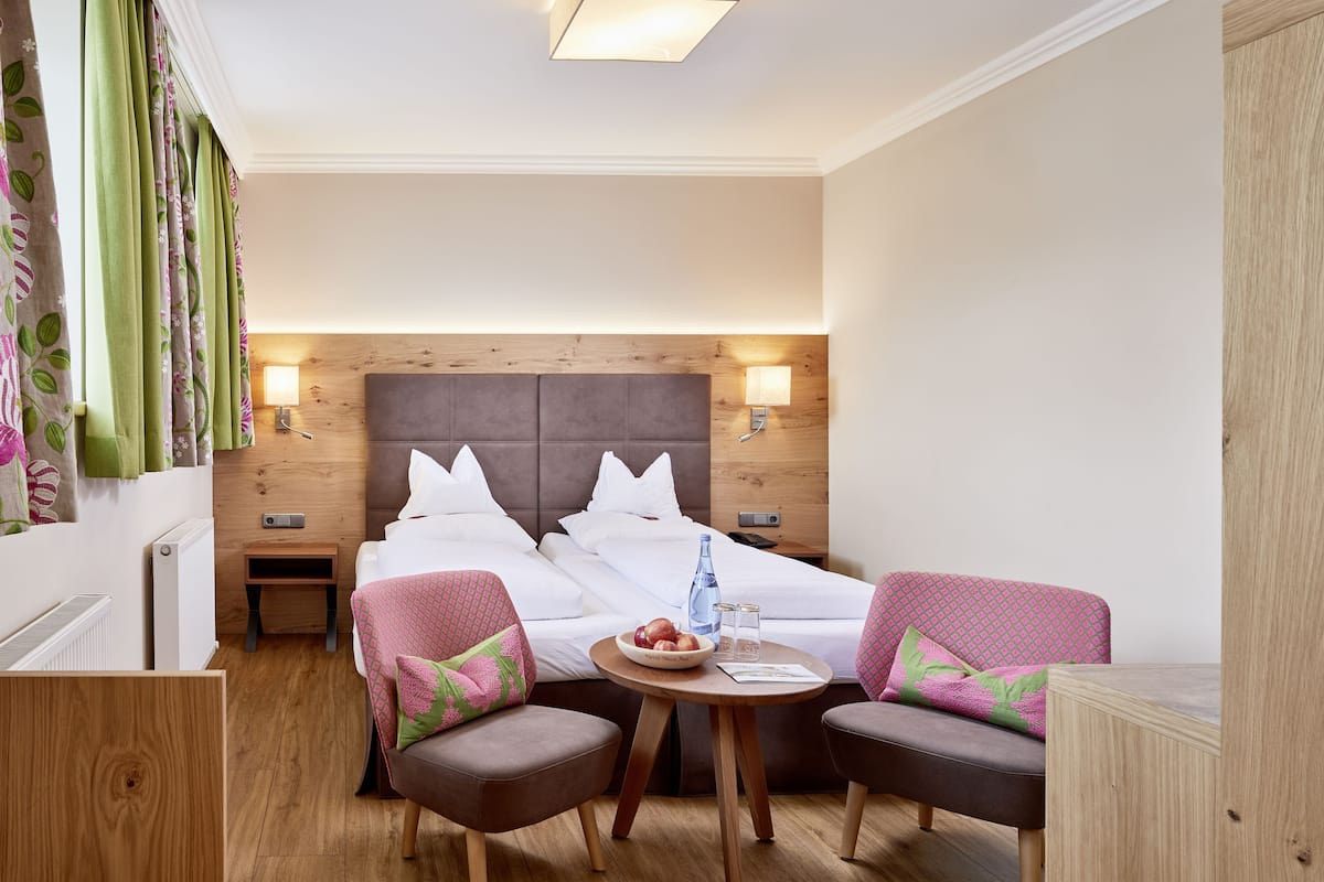 Doppelzimmer Berglust | 2 bedrooms, premium bedding, in-room safe, desk