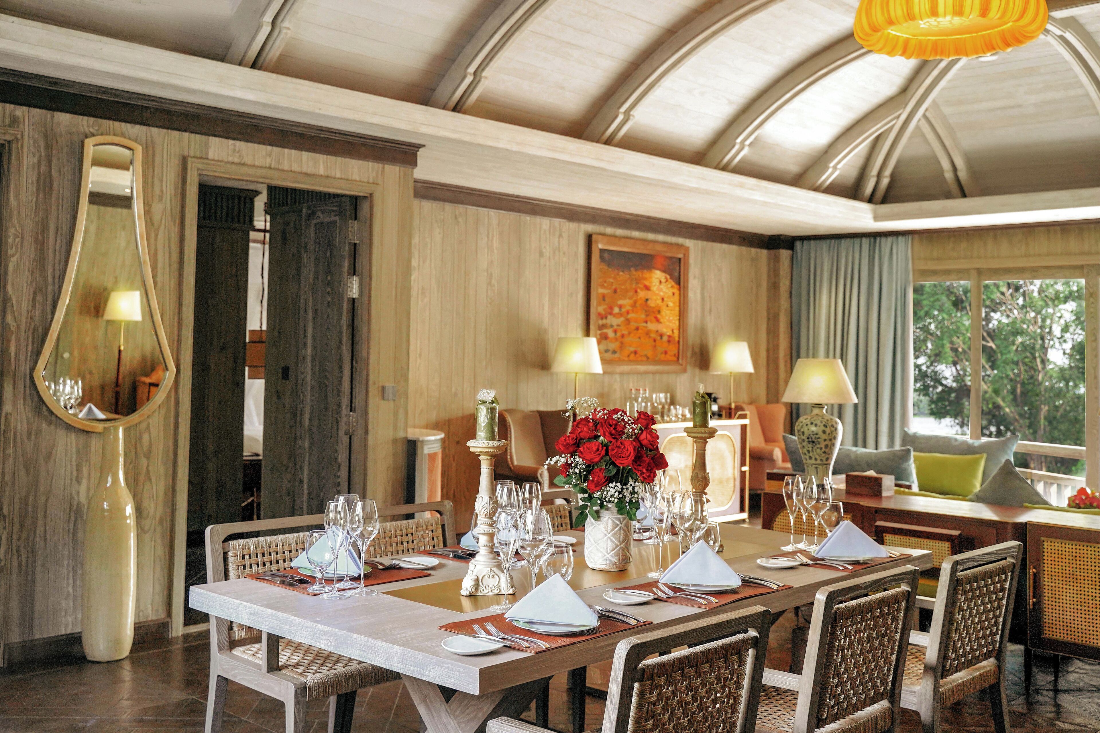 river view signature suite | 2 bedrooms, premium bedding, down duvets, minibar