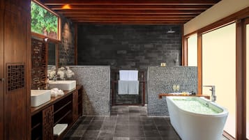 Garden Pool Suite | Bathroom | Rainfall showerhead, designer toiletries, hair dryer, bathrobes
