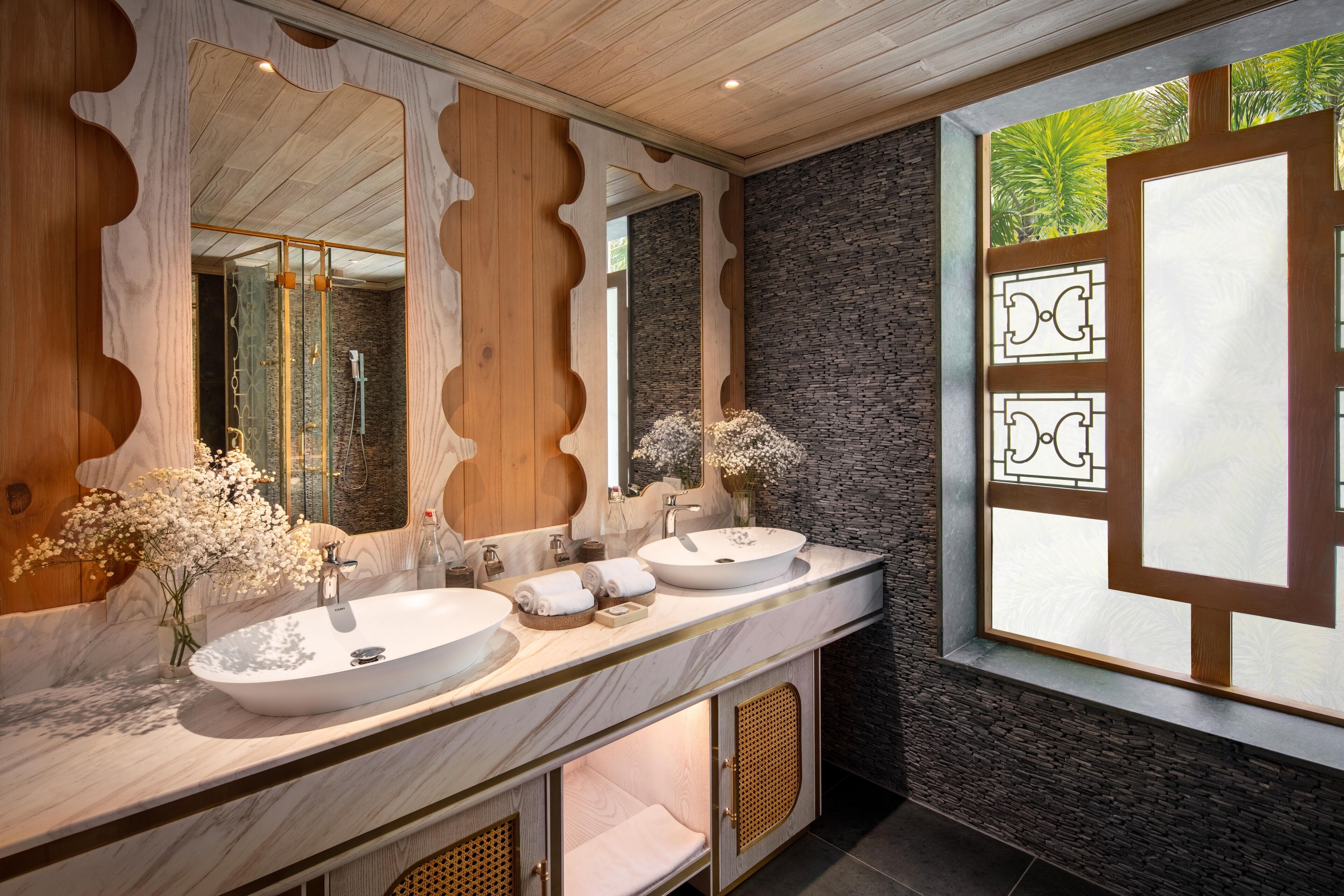 garden view 2-bedroom suite | bathroom | rainfall showerhead, designer toiletries, hair dryer, bathrobes