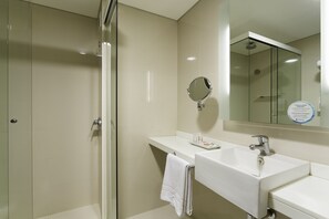 Gratis toiletartikelen, een haardroger