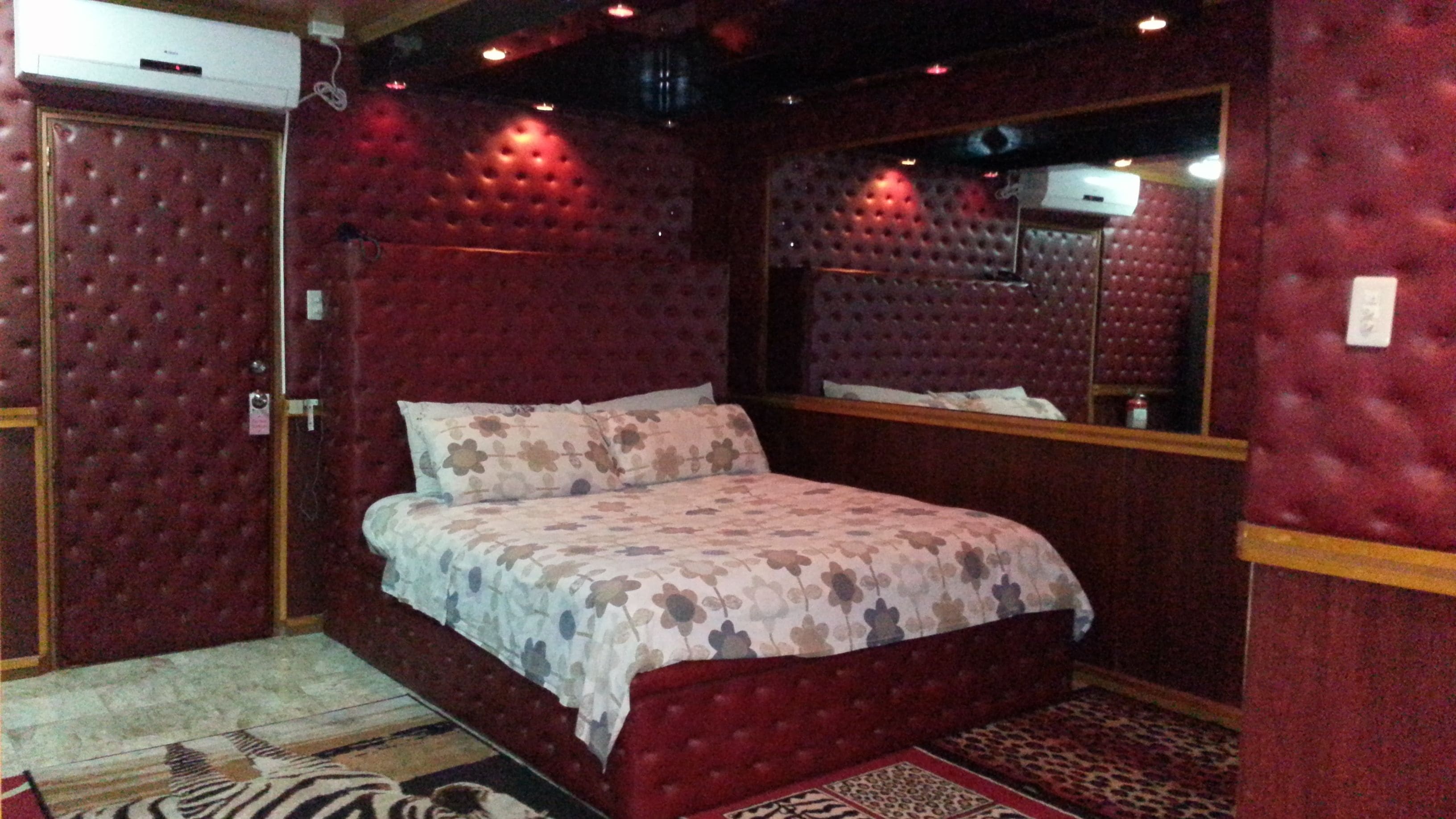 Foto - Kokomos Hotel and Restaurant