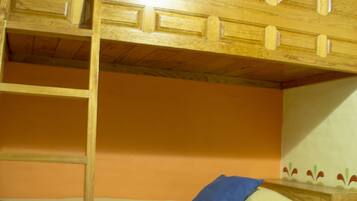Habitación clásica, 2 camas matrimoniales (Hortencias) | Habitación temática infantil