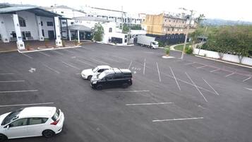 Free self parking