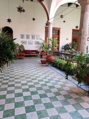 Courtyard - Hotel Reforma (Mérida)