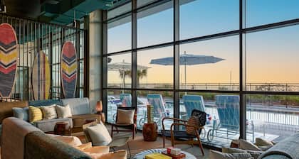 Moxy Virginia Beach Oceanfront