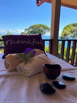 Villa, 2 Bedrooms, One Queen Size Bed. | Terrace/patio - Villas Alturas (Bahía Ballena)