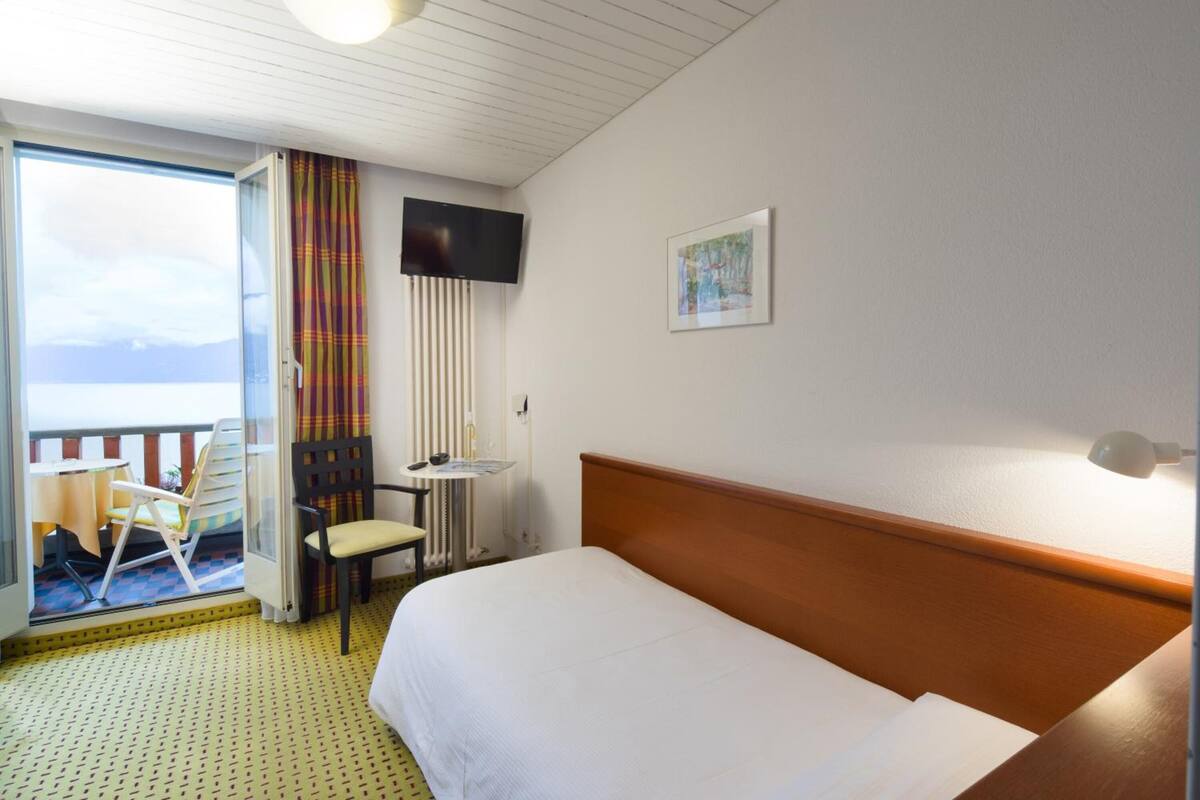 1 bedroom, in-room safe, blackout curtains, free wifi