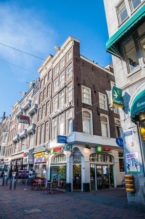 Property entrance - Hotel Continental Amsterdam (Amsterdam)