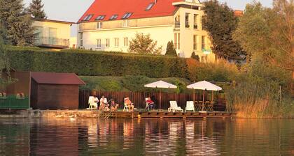 Strandhotel Alte Donau