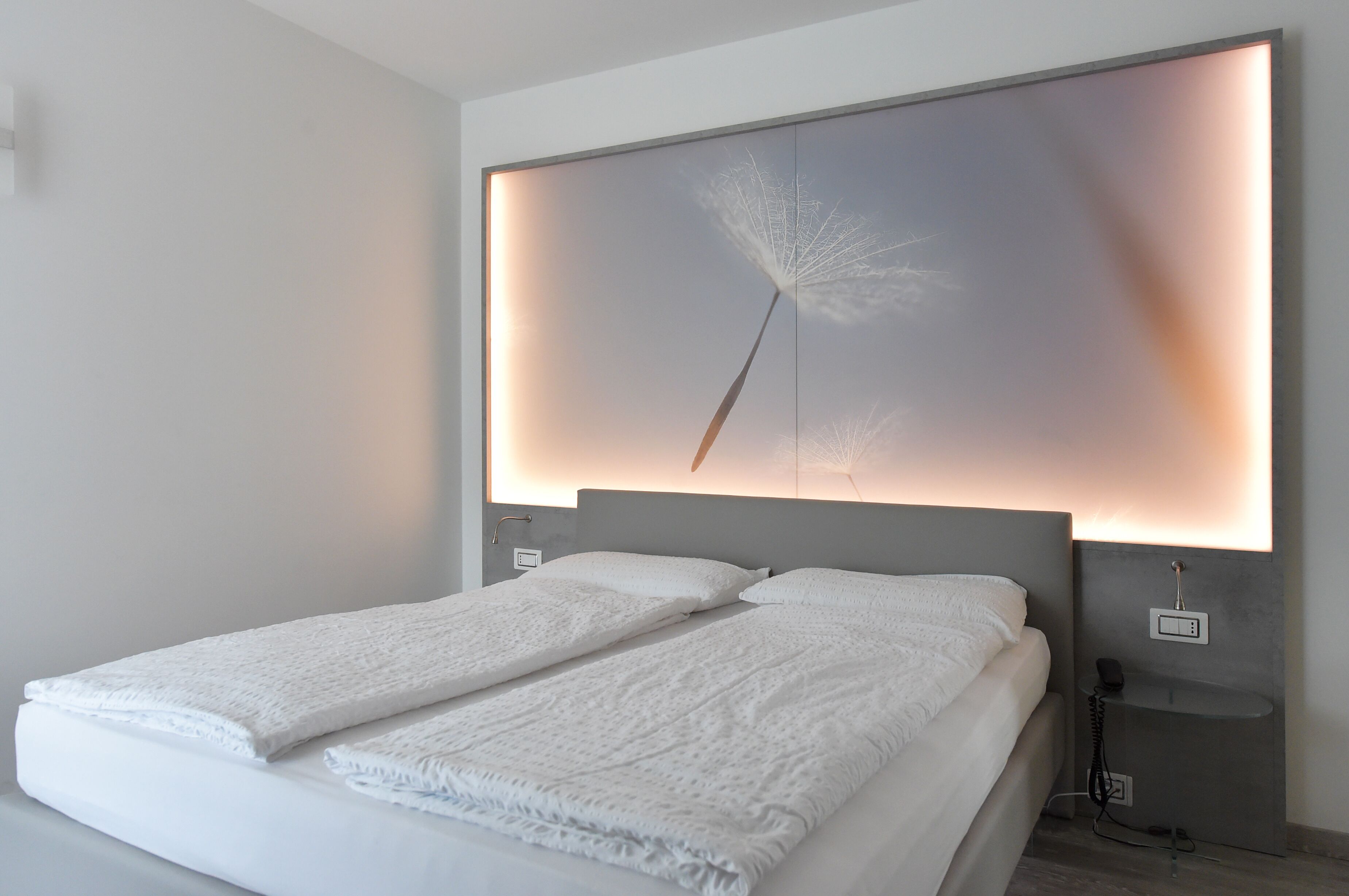 premium apartment, 1 queen bed with sofa bed, mountain view | frette italian sheets, premium bedding, down duvets, in-room safe