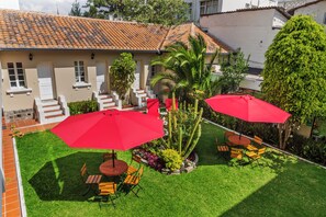 Exterior - La Cartuja (Quito)