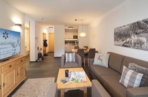 Appartement Standard, 2 chambres (Schnee-Eule) | Cuisine privée | Réfrigérateur grande capacité avec congélateur, four à micro-ondes